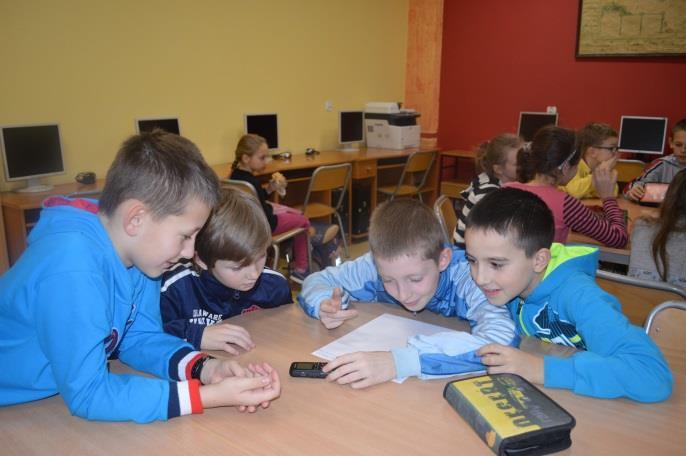 Strona1 Dodatek specjalny Sport to zdrowie Dodatek powstał przy udziale dwóch grup pracowni dziennikarskiej Leonardo pracownie twórczości oraz opiekunów.