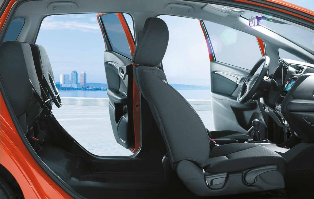 10 SYSTEM SIEDZIEŃ MAGIC SEATS PRAKTYCZNA magia Model na zdjęciu: Jazz Elegance w kolorze Sunset Orange z