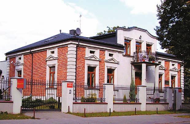 54. DOM NAWROCKIEGO W stylowym budynku przy ul. Piotra Skargi 78 znajduje się obecnie restauracja Camelot.
