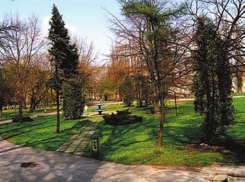 56. PARK IM. JULIUSZA SŁOWACKIEGO W sąsiedztwie Zamku, nad brzegami Dobrzynki znajduje się stary, o ponad stuletniej historii, park miejski. Już w 1864 r.