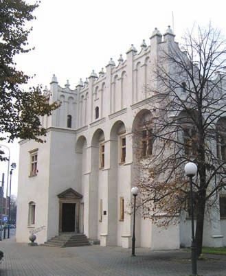 Znalazły się tam pracownie oraz sala dydaktyczna przeznaczona głównie na spotkania z dziećmi i młodzieżą w trakcie lekcji muzealnych.