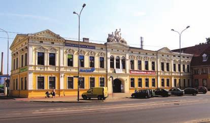 13. ZAMKOWA 3 KANTOR GŁÓWNY Naprzeciw budynku fabrycznego znajduje się dawny kantor główny, czyli budynek administracyjny zakładów Kruschego, wybudowany w 1865 r., z elewacją Fotografia z 2007 r.