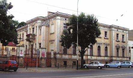 18. ZAMKOWA 26 W 1884 r. firma Rudolfa Kindlera nabyła od Filtzerów nieruchomość przy ul. Zamkowej 26. W końcu lat 80. przystąpiono do jej zagospodarowania.
