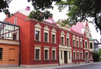 Rezydencję wybudowano w latach 1927-1929 według projektu łódzkiego architekta Wacława Kowalewskiego.