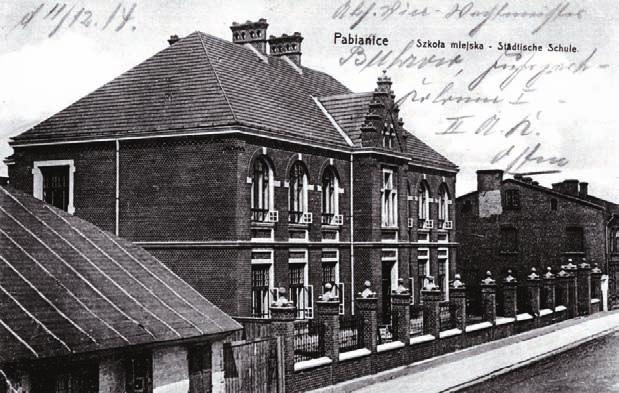 bianicach. Dalsza rozbudowa szkoły przypadła na lata 1933-1934.