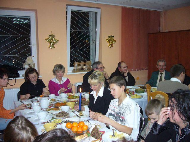 UWAGA: Udział w zajęciach zawsze poprzedzony będzie jednym lub kilkoma indywidualnymi spotkaniami konsultacyjnymi.