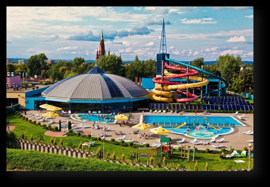 Park Zielona powstał dzięki wybudowaniu w 1932 roku drogi do Łagiszy, która połączyła te tereny z centrum miasta.