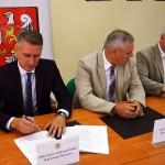 2 Usługi społeczne i usługi opieki zdrowotnej, Poddziałanie 9.2.1 Zwiększenie dostępności usług społecznych) oraz środków Powiatu Sierpeckiego.