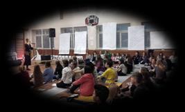Na program dnia oprócz pracy muzycznej - składał się też czas wspólnych modlitw, pracy w