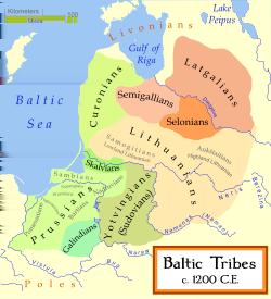 Śniardwy (mniej więcej na południe od dzisiejszej Gołdapi) oraz rzeką Łęg (dzisiejsza nazwa Ełk) na zachodzie (większość tych terenów to dzisiejsza Suwalszczyzna). Jaćwież ok 1200 n.e., cc wikimedia Ich nazwa i dzieje.