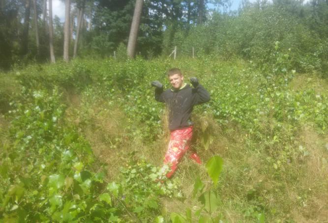 Udział w cyklicznej 23 akcji Sprzątanie Świata - Polska przyczynił się do poszerzenia wiedzy wychowanków na temat segregacji nieczystości.
