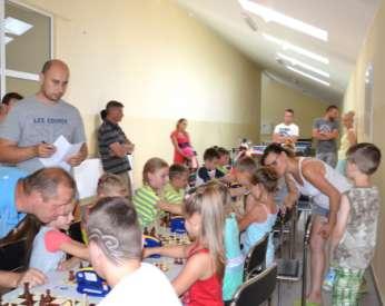 LIPIEC 2016 II WAKACYJNY TURNIEJ SZACHOWY Wadowice Górne, 02 lipca 2016 W II Turnieju Wakacyjnym rywalizowali zawodnicy do lat 10, reprezentujący - oprócz województwa podkarpackiego - także