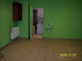 Lokal użytkowy Pomieszczenia wyposażone są w instalacje: