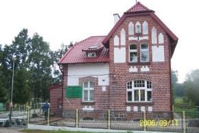 użyt. 243,08m 2 ), budynek warsztatowo magazynowy (pow. użyt.
