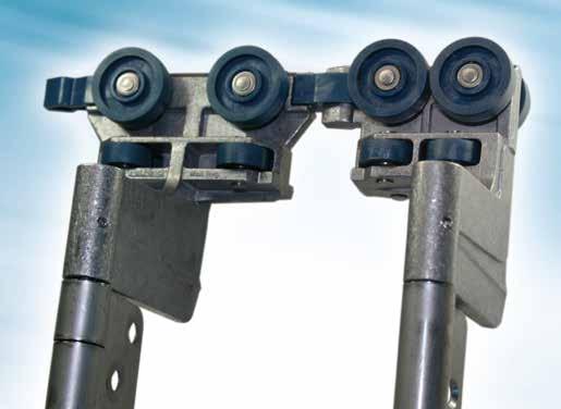OKIENNICE HARMONIJKOWE STANDARD 30 Prowadnica Aluminium eloxiert E6EV1 33 39 Wózki Rolki z wysokiej jakości tworzywa sztucznego zapewniają płynną jazdę Z wysuniętym do przodu łukowatym zawiasem Wózek