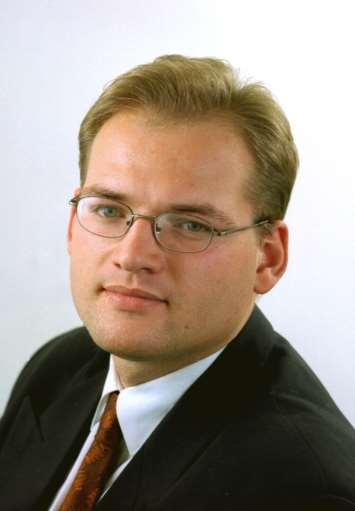 dr Bernard Bińczycki adiunkt również Uniwersytetu Ekonomicznego w Krakowie studia II