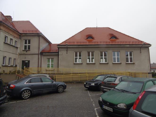 Termomodernizacja placówek oświatowych Szkoła Nr 1 w Brzeszczach ZAKRES: - -docieplenie stropu sali SP - docieplenie stropu podłogi sali gimnazjum nad piwnicą -docieplenie stropu nad piętrem SP -