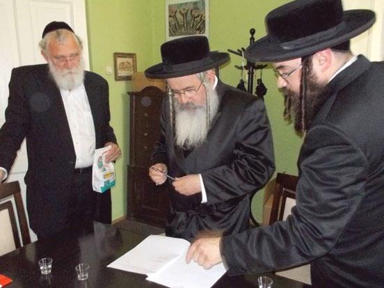 Obecnie kultywowaniem pamięci o tym założycielu dynastii Sanz, zajmuje się Fundacja Bonei Sanz kierowana przez potomka cadyka, mieszkającego w Nowym Jorku - rabina sądeckiego Joela Halberstama.
