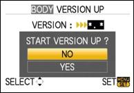 3. Zainstaluj w aparacie kartę pamięci SD przygotowaną zgodnie z procedurą opisaną w pierwszym kroku. 4. Włącz aparat przyciskiem zasilania. 5.