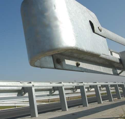 Pas Profilowy / Profile Strip Bariera skrajna mostowa SP-04/M z prowadnicą typu B SP-04/M Bridge verge