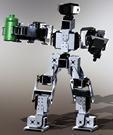 Ponadto zostanie pokazany program do sterowania i wizualizacji ruchów realizowanych przez robota