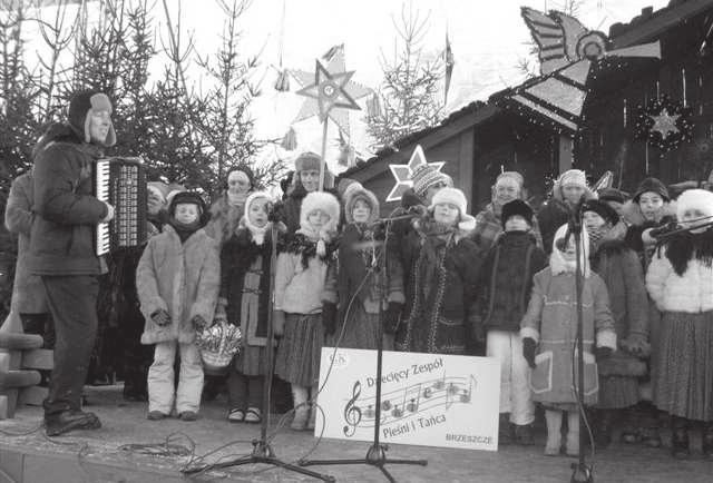 G³osy czytelników 65 lat temu Brzeszcze budzi³y siê do nowego ycia Styczeñ 1945 r. by³ mroÿny.