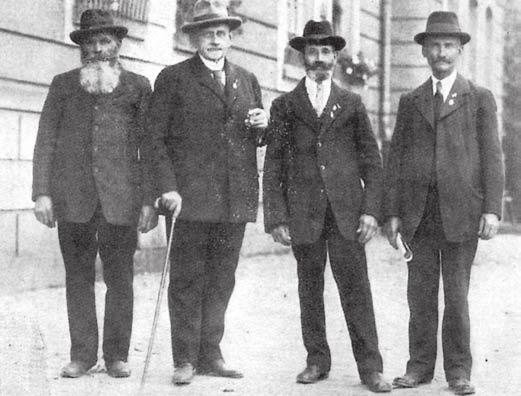 Max von Stephanitz (drugi od lewej) wraz z innymi pasjonatami rasy ON Źródło: M. von Stephanitz, Der deutche Schäferchund in Worte und Bild, Jena 1932 r. Fot. 4. Klodo von Boxberg Źródło: M.