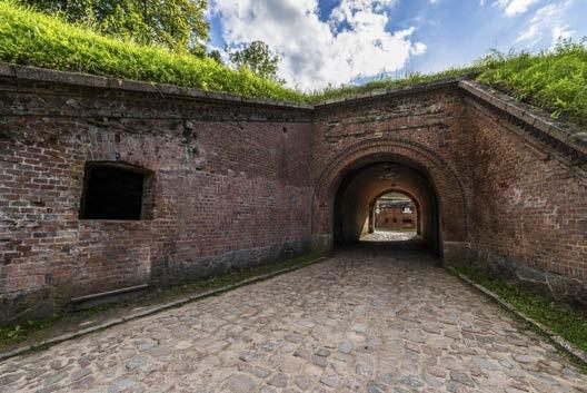 In 1874, the western rifle ports were bricked up and covered with soil. The ceiling between the floors was removed and the building was turned into a chapel.