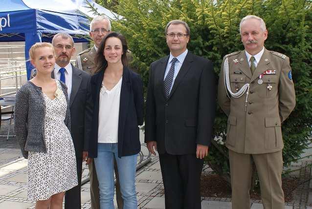 Zespół przygotowujący wystawę(od lewej):pani dr Aleksandra Jakóbczyk-Gola, pan Wawrzyniec Orliński, ppłk Mirosław Pakuła, pani Malwina Piorun, pan dr hab.