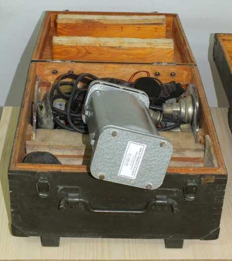 odbiegają wyglądem od typowego radiotelefonu.