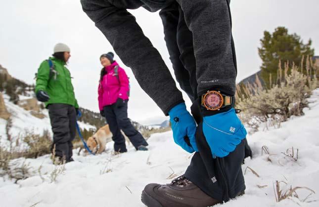 Odpowiednie buty, stuptupy, rękawiczki, bielizna termoaktywna, ciepła wiatroszczelna kurtka to niezbędnik zimowych wędrówek (fot. Columbia) tem.