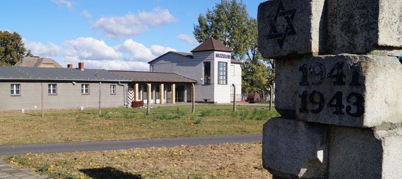 MISJA MUZEUM Dzisiejsza przestrzeń muzealna w Żabikowie (około 3 ha), rozciągająca się na długości prawie 0,5 km bezpośrednio wzdłuż autostrady A2 upamiętniona jest również pomnikami związanymi z