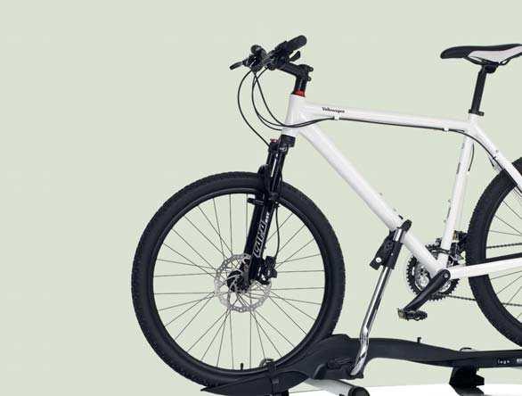Rower posiada między innymi hydroformowaną aluminiową ramę, hydrauliczne hamulce tarczowe oraz