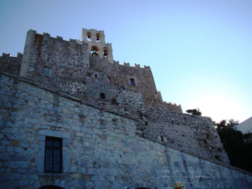 Po upadku Konstantynopola około stu rodzin osiedliło się na Patmos.