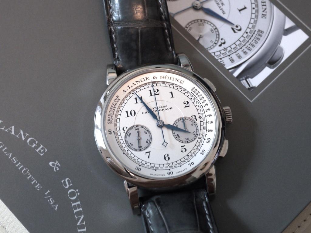 (A. Lange&Sohne 1815 Chronograph, fot. watchonado.com.au) (Przykład mechanizmu stosowanego przez markę Patek Philippe, fot. pinterest.