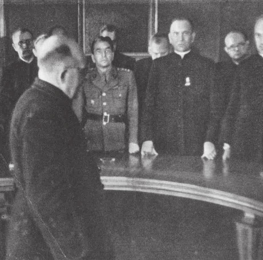 Zjazd ZBOWID, 1 2 września 1949 r. Warszawa; wizyta delegacji księży u B. Bieruta w Belwederze (Módlmy się. Księża katoliccy Polski w służbie pokoju, Warszawa 1950, s.