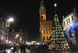 Gdańsk, Colliers International, 2016 Wyjątkową atrakcją jest publiczny kalendarz adwentowy na wolnym powietrzu w Parku Oliwskim codziennie uzupełniany słodyczami.