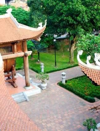 TO TRZEBA ZOBACZYĆ Jezioro Hoan Kiem Hanoi Hoi An Halong Bay Dalat Hanoi - każdy, kto