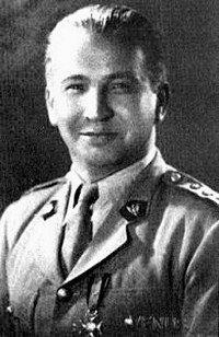 Generał Leopold Okulicki Niedźwiadek Ostatni Komendant Główny Armii Krajowej. Uczestnik wojny z bolszewikami w 1920 roku.