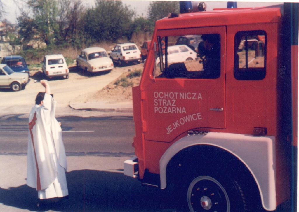 Wybrano komitet założycielski reaktywowanej jednostki OSP Jejkowice w osobach: Wojaczek Zygfryd, Adamski Jan i Weideman Eryk. W dniu 29.04.1994 r.