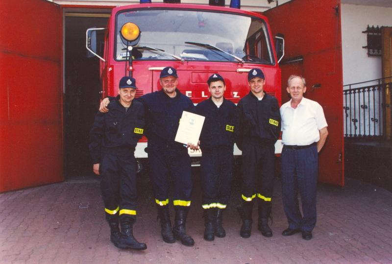 W 2002 roku z inicjatywy Wójta Gminy karosowano nadwozie samochodu strażackiego Jelcz 004.