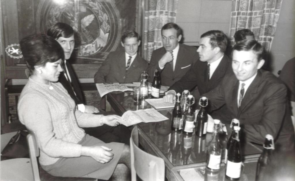 Uroczyste podsumowanie sportowego sezonu w 1966 roku w Ludowym Zrzeszeniu Sportowym (LZS) województwa białostockiego.