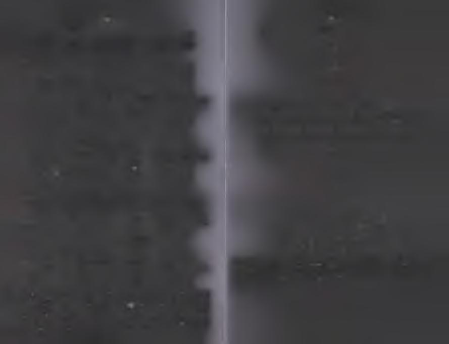 V -33,3-25,0-16,7-8,3 0 8.3 16,7 25,0 33,3 Udmax.V Rys. 5.8. Względne częstości występowania największych napięć dotykowych: a) przy współczynniku upływu a =1 km"1, b) przy współczynniku upływu a = 0,3 km' 1 Fig.