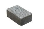 W1 Urok bruku Kostka W1 imituje kamień naturalny i przeznaczona jest do realizacji dużych powierzchni z elementami małej architektury.