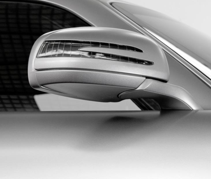 5.3 Mercedes Benz naprawy miejscowe Czyszczenie Podstawą jest że wszystkie pojazdy muszą być dokładnie umyte przed wjazdem do obiektu lakierni Oczyścić wstępnie Mechanicznie usunąć powierzchnie