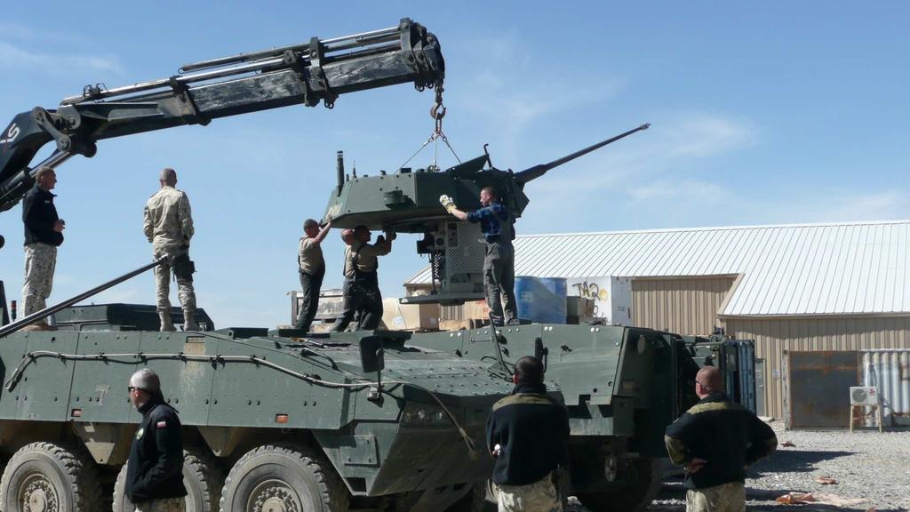 2700 Tomasz SMAL supported by them fighting units 3.