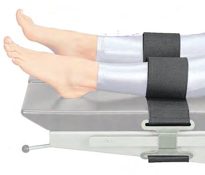 1 składa się z dwóch pasów o szerokości 100 mm, z których jeden obejmuje kończynę, a drugi obejmuje podnóżek blatu.