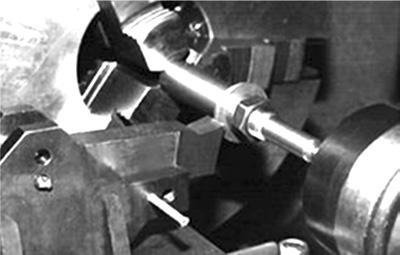 61 Rys. 4. Oprzyrządowanie umożliwiające nagłe przerwanie procesu skrawania [16] Fig. 4. Instrumented to a sudden interruption of the cutting process [16] Rys. 5.