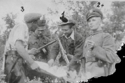 Jeszcze przez wiele lat z narzuconą Polsce siłą sowiecką władzą walczyli żołnierze II konspiracji niepodległościowej Żołnierze Wyklęci. Zawsze był czysty, schludnie ubrany.