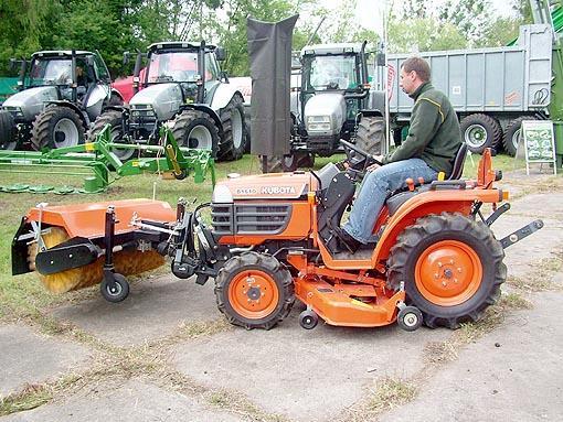 Dodatkowe usługi: - utrzymanie terenów zielonych, -
